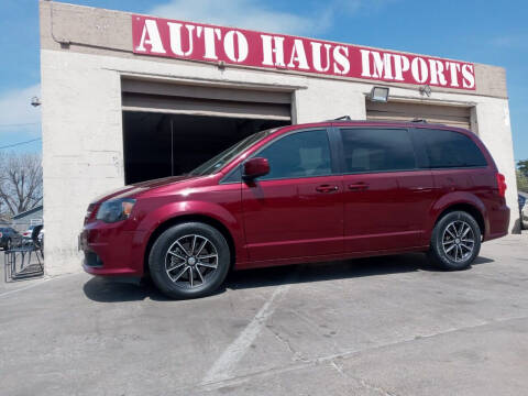 2018 Dodge Grand Caravan for sale at Auto Haus Imports in Grand Prairie TX