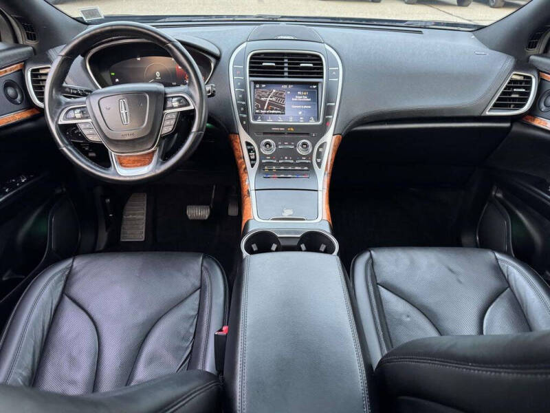 2020 Lincoln Nautilus Reserve