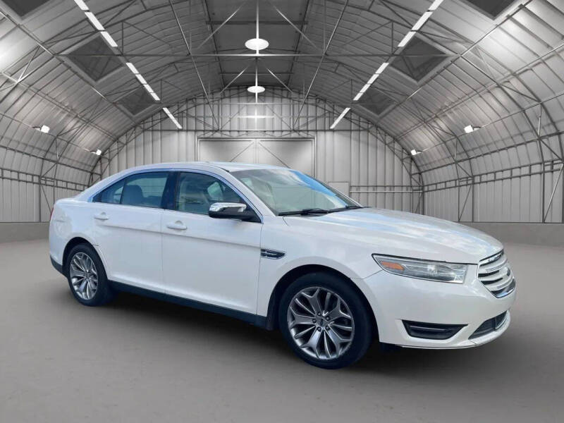2017 Ford Taurus Limited