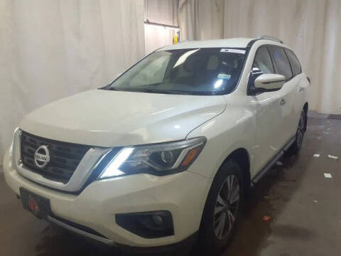 2017 Nissan Pathfinder SV