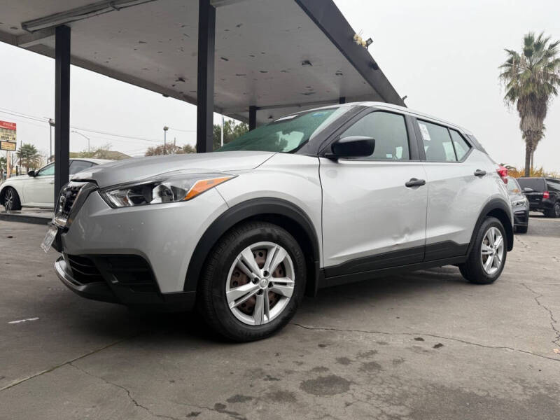 2020 Nissan Kicks S