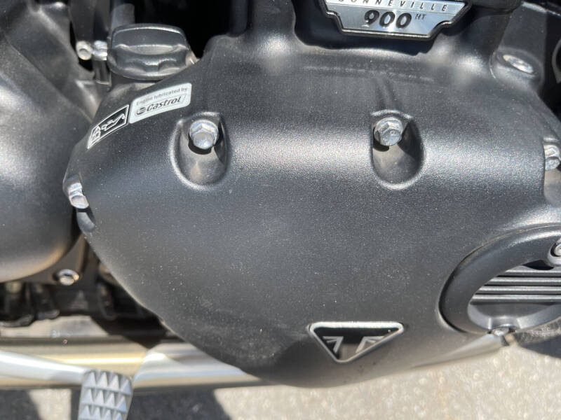 2016 Triumph Mcy