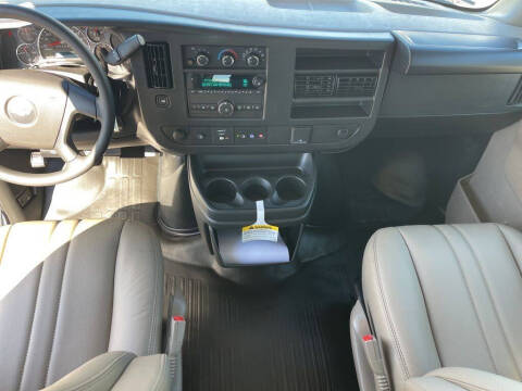 2025 Chevrolet Express 2500