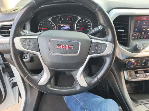 2020 GMC Acadia SLT