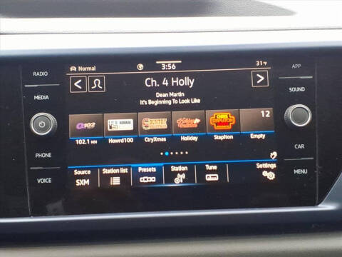 2023 Volkswagen Taos SE 4Motion