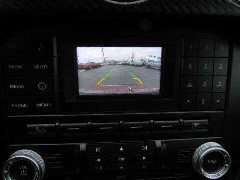 2017 Ford Mustang V6