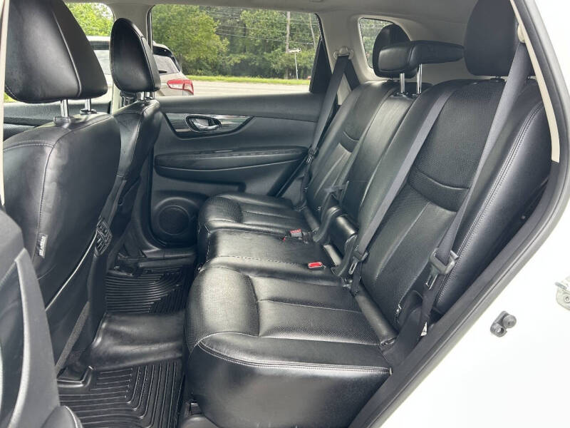 2017 Nissan Rogue SL