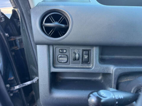 2005 Scion xB