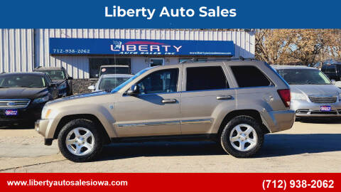 2006 Jeep Grand Cherokee for sale at Liberty Auto Sales in Merrill IA
