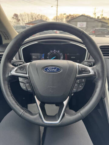 2019 Ford Fusion SEL