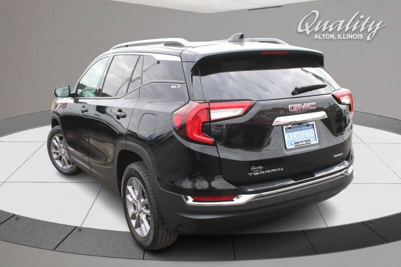 2024 GMC Terrain SLT