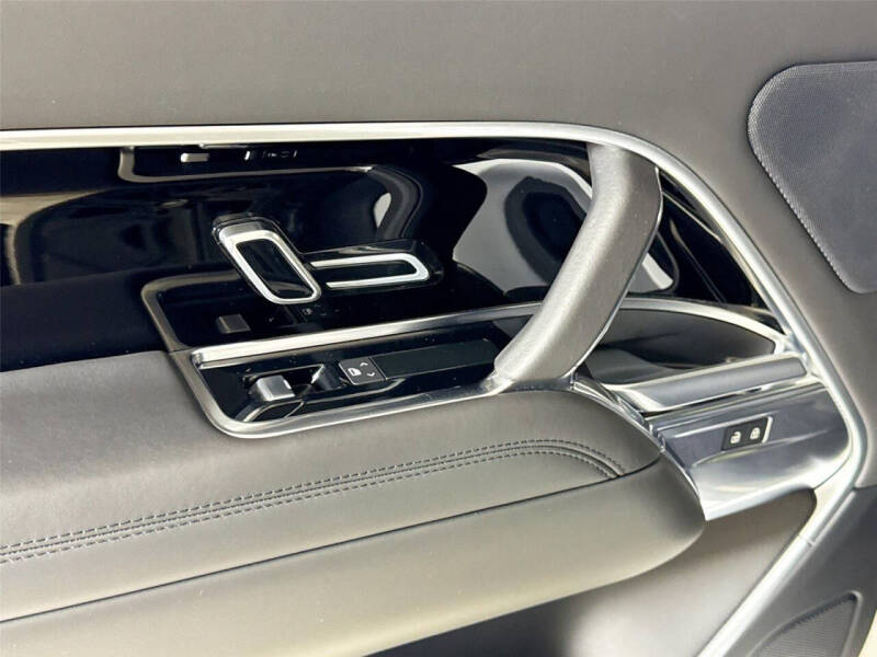 2023 Land Rover Range Rover P400 SE