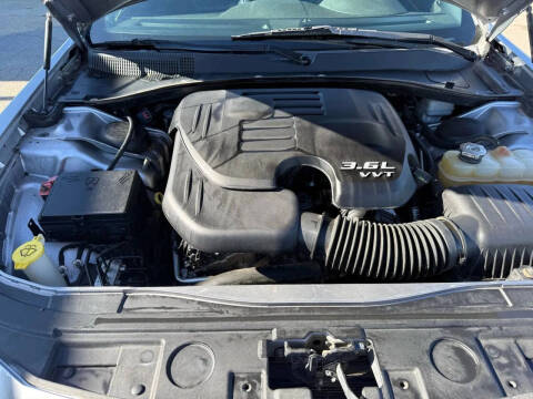 2013 Chrysler 300