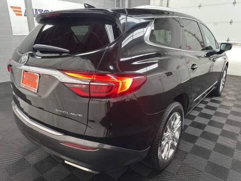 2021 Buick Enclave Essence