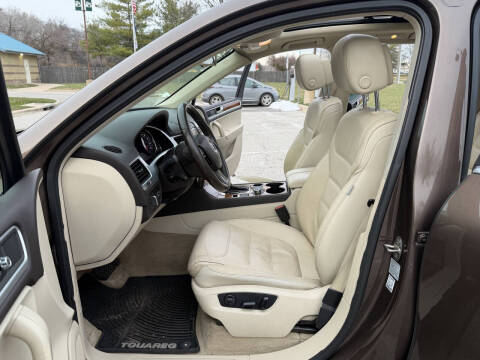 2012 Volkswagen Touareg TDI Sport