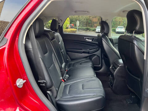 2016 Ford Edge Titanium