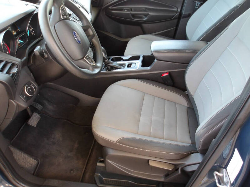2019 Ford Escape S