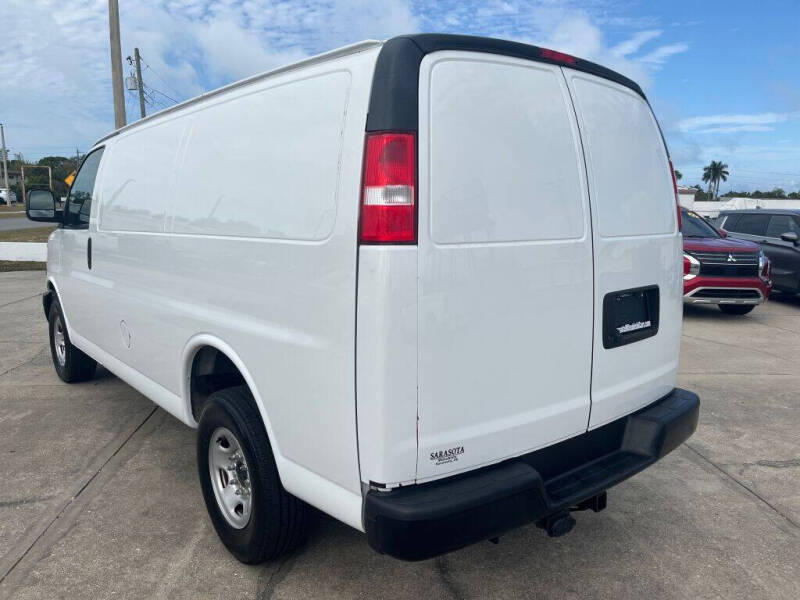 2024 Chevrolet Express 2500