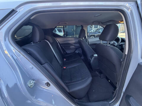 2022 Nissan Kicks SV