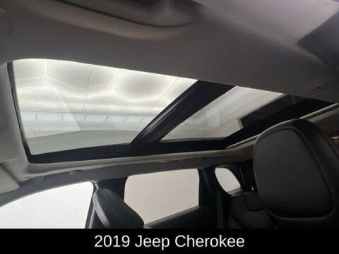 2019 Jeep Cherokee Altitude