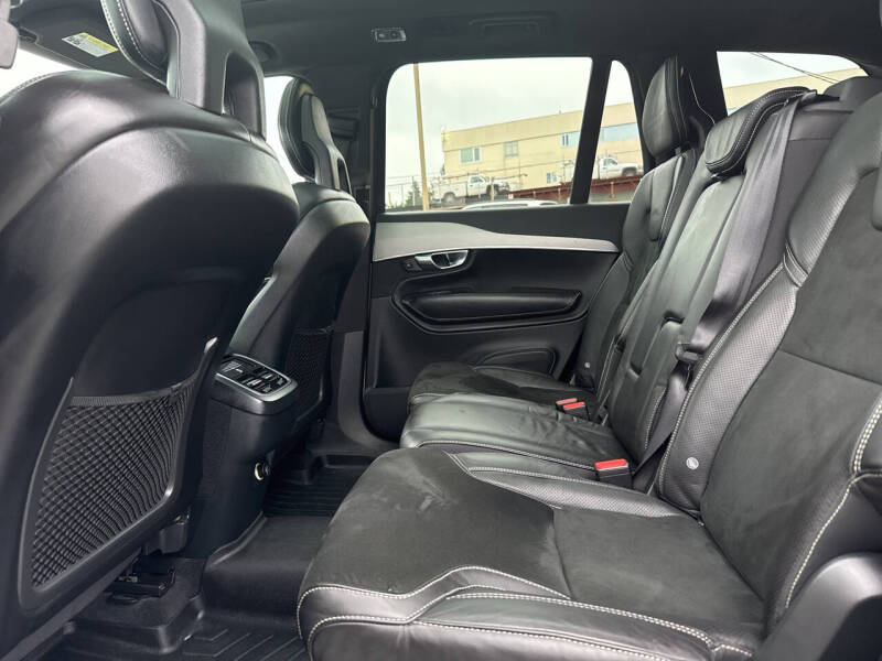 2017 Volvo XC90 T6 R-Design