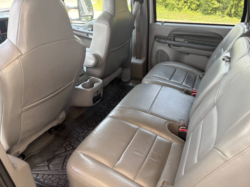 2003 Ford Excursion XLT