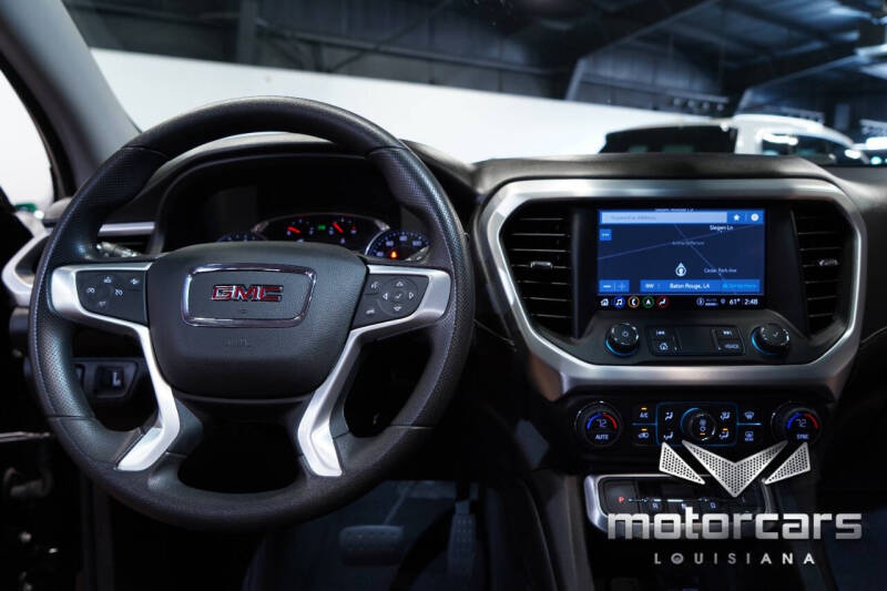 2022 GMC Acadia SLE