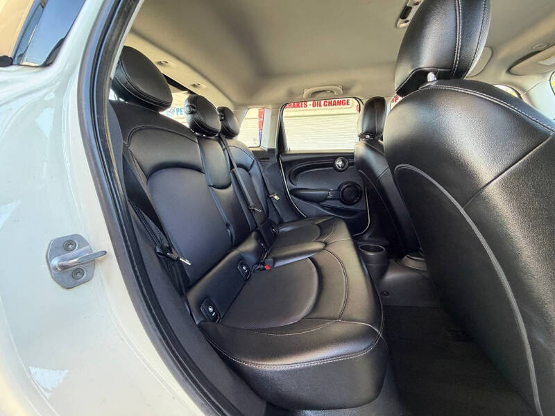 2018 MINI Hardtop 4 Door Cooper