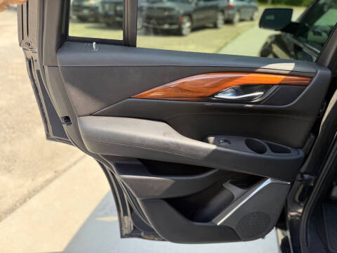 2015 Cadillac Escalade Luxury