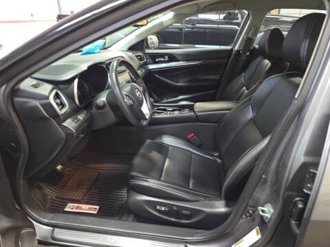 2023 Nissan Maxima 3.5 SV