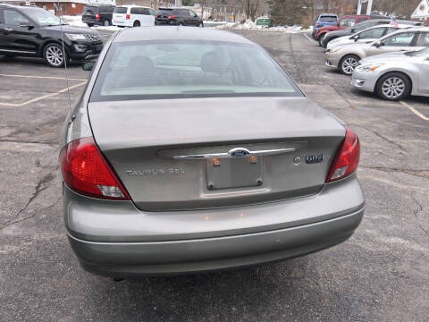 2003 Ford Taurus SEL Deluxe