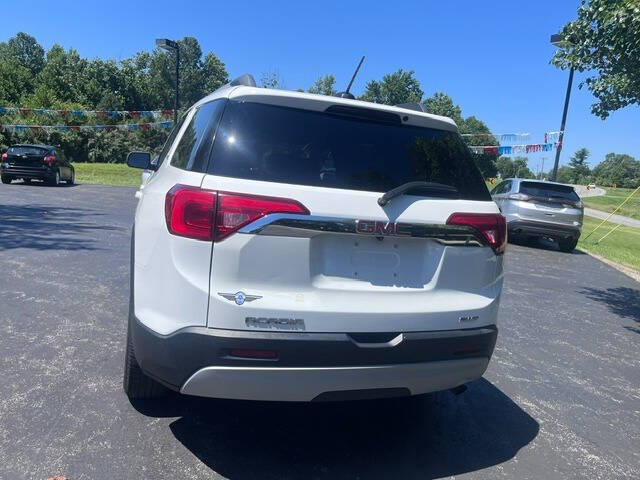 2017 GMC Acadia SLE-2