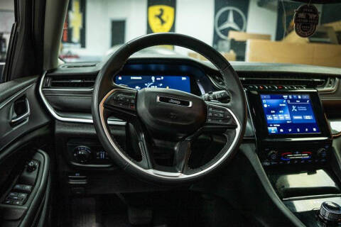 2023 Jeep Grand Cherokee L Laredo