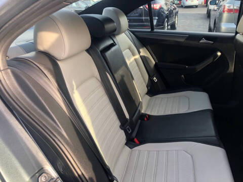 2016 Volkswagen Jetta 1.8T Sport