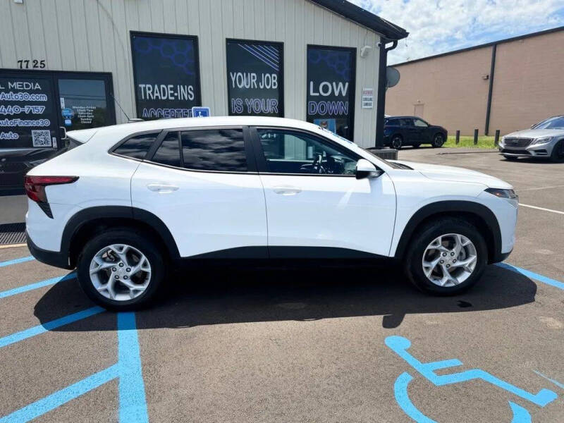 2025 Chevrolet Trax LS