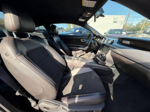 2017 Ford Mustang GT Premium