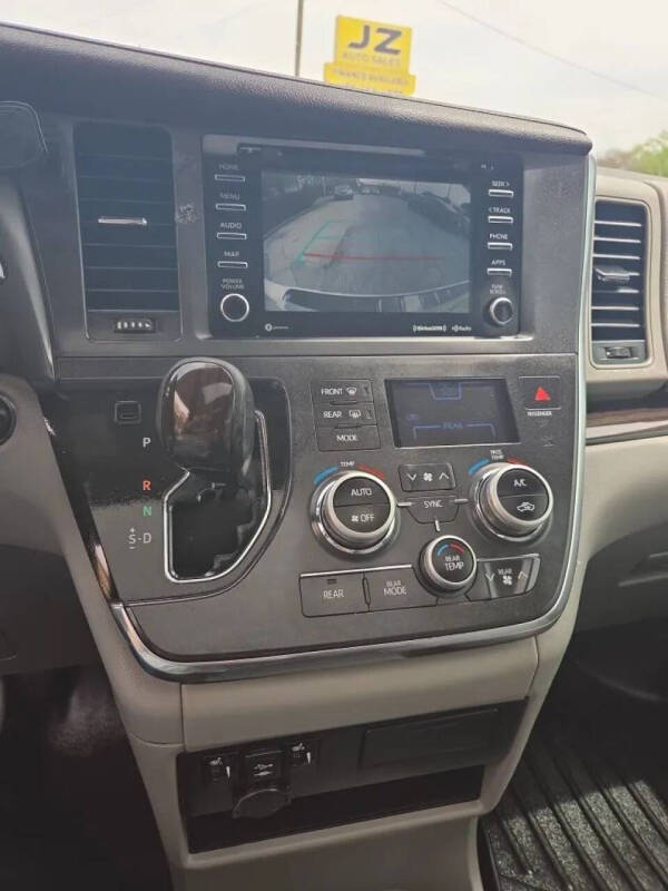 2018 Toyota Sienna