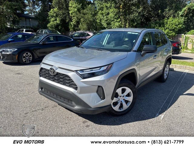 2024 Toyota RAV4 LE