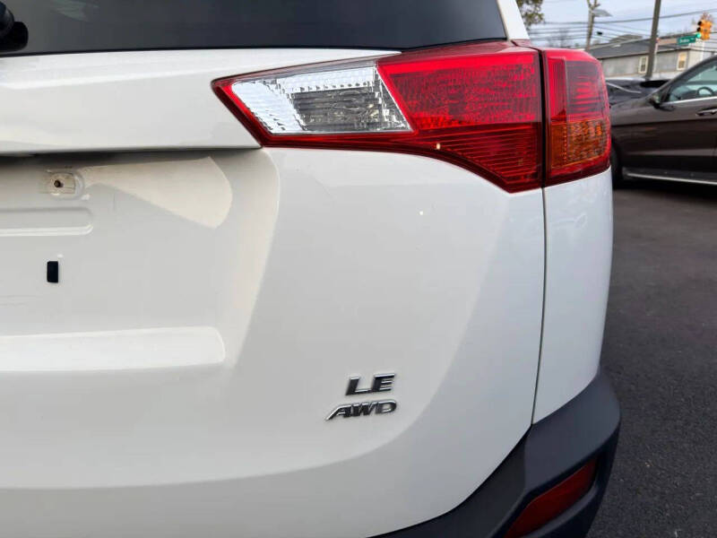 2015 Toyota RAV4 LE