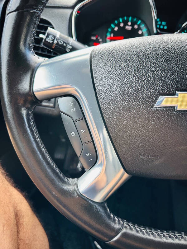 2017 Chevrolet Traverse LT