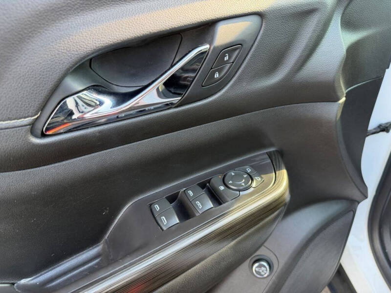 2020 GMC Acadia SLT