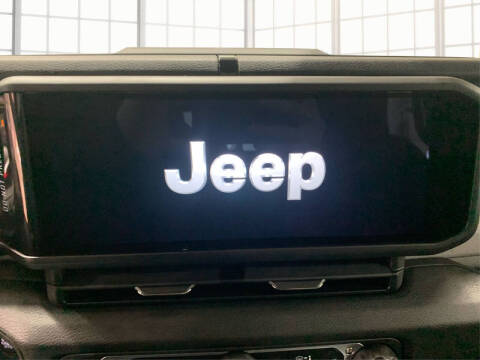 2025 Jeep Gladiator NightHawk