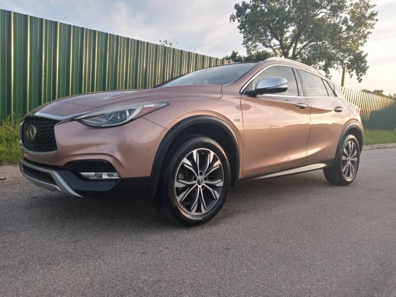 2017 Infiniti QX30 for sale at Forward Motion Auto Sales LLC in Houston TX