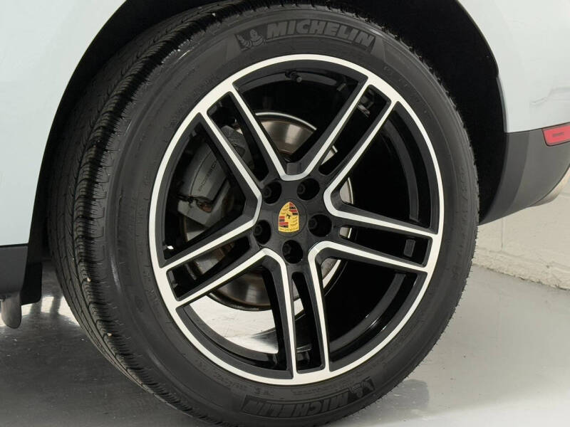 2020 Porsche Macan S