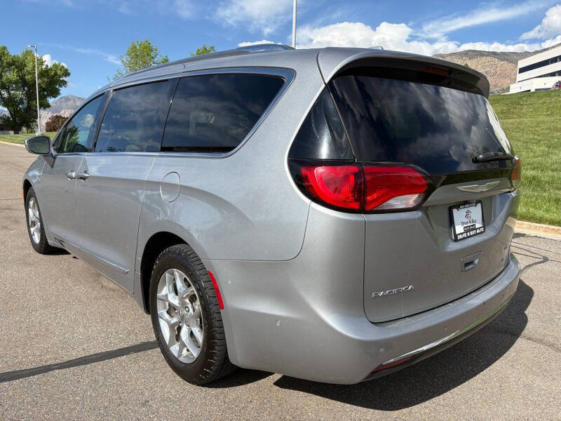 2017 Chrysler Pacifica Limited