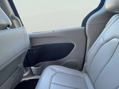 2021 Chrysler Voyager LXi