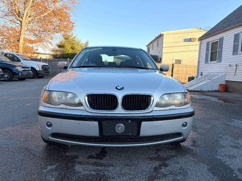 2004 BMW 3 Series 325xi