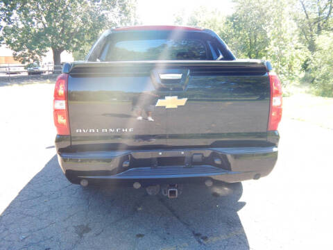 2013 Chevrolet Avalanche LT Black Diamond