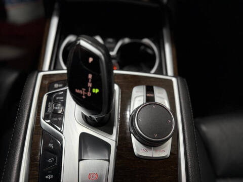 2022 BMW 7 Series 740i