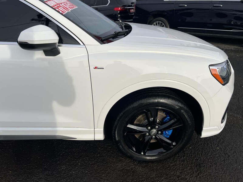 2020 Audi Q3 quattro S line Premium 45 TFSI